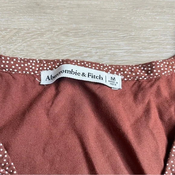 Abercrombie & Fitch Brown White Polka Dot V Neck Smocked Shirt Women's SZ M - Picture 3 of 6